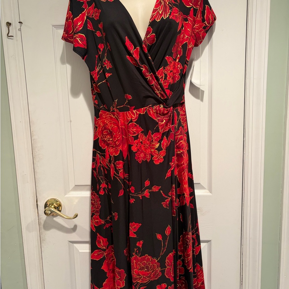 Perceptions NY NWT Floral Faux Wrap Midi Dress Medium Black Red Wedding Guest - Picture 2 of 11